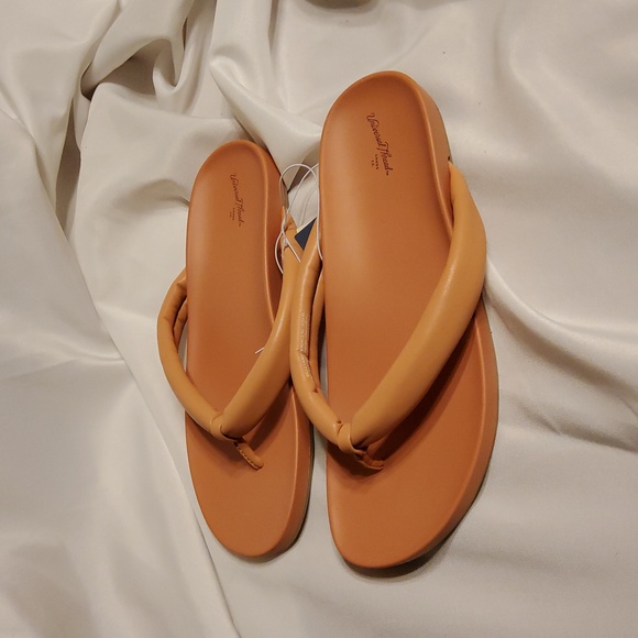 Universal Thread Orange Jewel Contour Flip Flops - Picture 5 of 6
